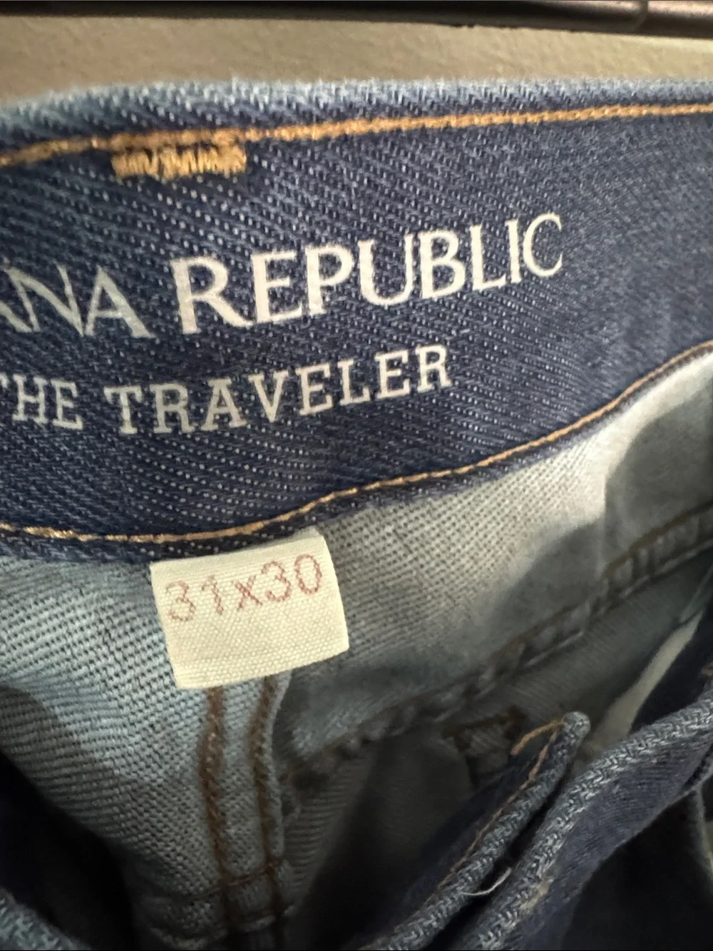 Banana Republic shipping note
